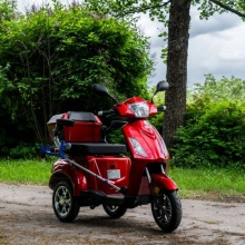 Kontio Motors Kontio Silverfox 2.0, Metallic Red